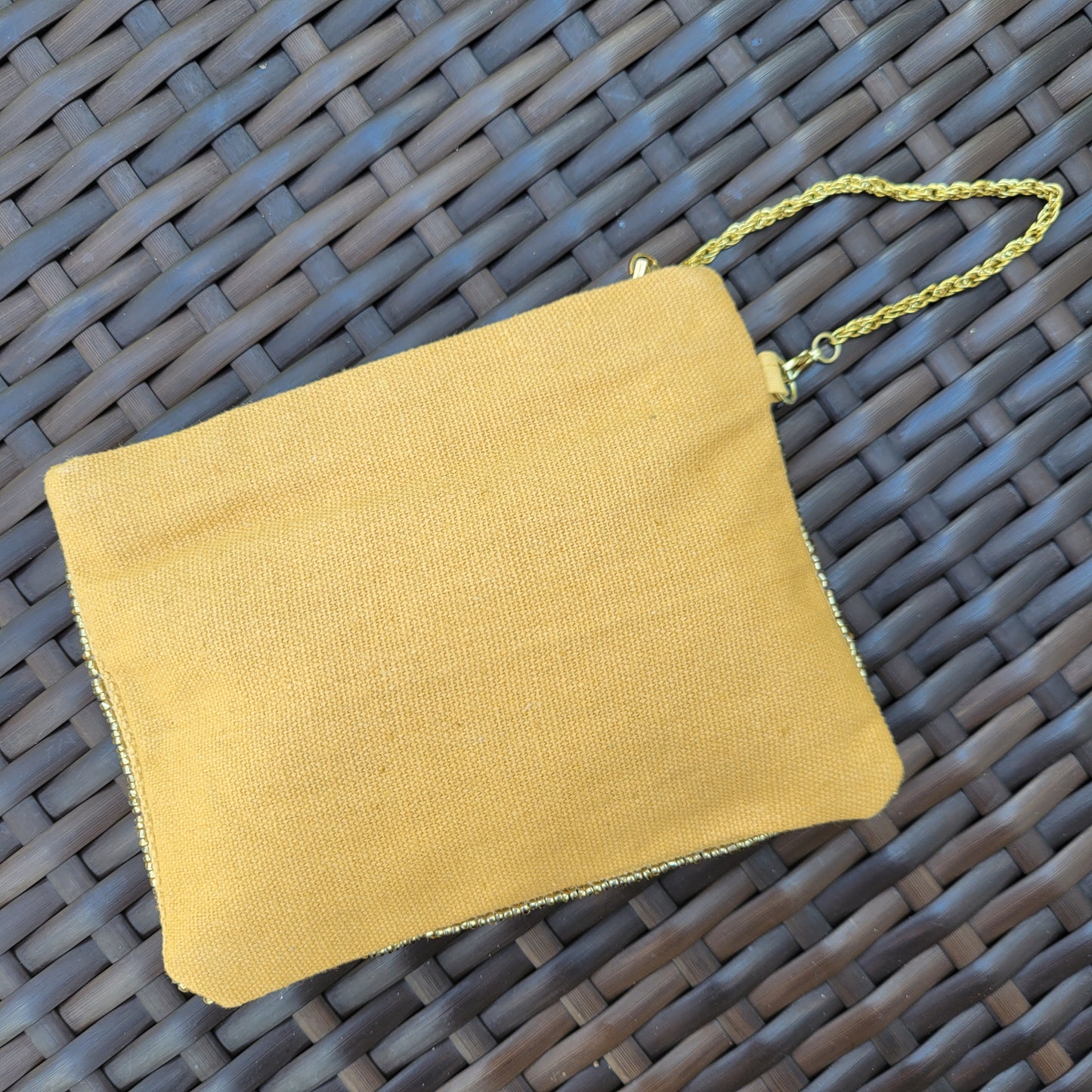 Monsterra Leaf Mini Wristlet